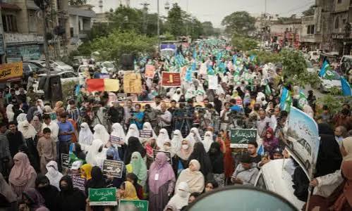 JI Sit-Ins Against Petroleum Levy Rock Pakistan Cities
