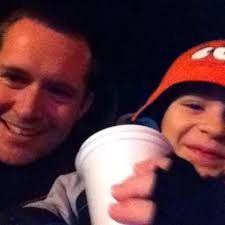 Kevin Damrell (@KrackatoaKevin)