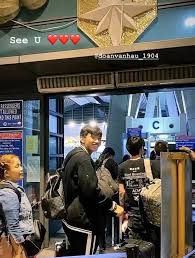 Hậu công khai toang, trong khi dân tình mải cảm thán thì hoàng anh ốc tiếp tục chia sẻ hình ảnh bên một chàng trai khác. VÄƒn Háº­u Quyáº¿n Luyáº¿n Chia Tay Báº¡n Gai Hon Moi Xa TrÆ°á»›c Khi Len May Bay Sang Ha Lan
