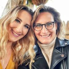 Ruth Carbone's Instagram, Twitter & Facebook