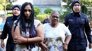 Aplikasi tersebut bertujuan melayani masyarakat dalam pembayaran pajak kendaraan secara online guna mencegah. 4 Sekeluarga Didakwa Mencuri Miliki Barangan Curi