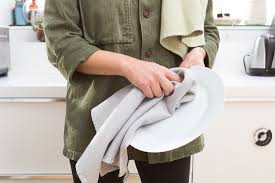 Generously sized at 28 x 20 inches, these towels feature the herringbone weave. The Best Kitchen Towels For 2021 Reviews By Wirecutter