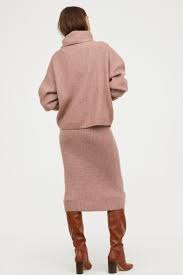 Home to the iconic fleabag jumpsuit. Knitted Skirt Powder Pink Ladies H M Gb Knit Skirt Pink Ladies Knitted Suit
