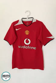 Cuarta equipación real madrid, manchester united, bayern munich y juventus. Manchester United 2004 06 Home Football Shirt S Soccer Jersey Nike Vintage Nike Jerseys Jersey Nike