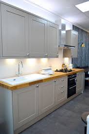Howdens shaker oak 4 panel clear glazed door. Ex Display Bespoke Painted Shaker Kitchen The Used Kitchen Company
