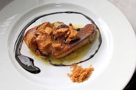 Foie Gras Poele Aux Speculoos Sur Lit De Compote Pomme Rhubarbe Et Caramel Balsamique La Recette Facile Compote Pomme Rhubarbe Compote De Pomme Foie Gras