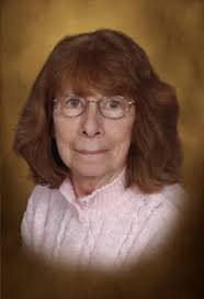 Elinor West's Instagram, Twitter & Facebook