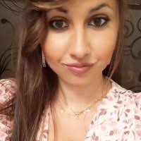 50+ perfiles de «Laura Dueñas»