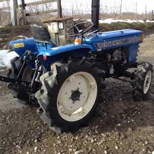 Microtractoare noi și second hand de vânzare. Mini Tractor Japonez Iseki 16 Mini Tractor Japonez Facebook