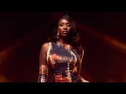 Après djadja, aya nakamura se venge à nouveau de son petit copain infidèle dans son nouveau clip, extrait du nouvel album. Aya Nakamura J Te Dis Bye Bye Clip Officiel 2020 Chords Chordify
