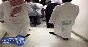 جامعة الملك فهد للبترول والمعادن في مدينة الظهران بالمنطقة الشرقية. Ø¨Ø§Ù„ØµÙˆØ± Ø´Ø¹Ø§Ø± Ø¬Ø§Ù…Ø¹Ø© Ø§Ù„Ù…Ù„Ùƒ ÙÙ‡Ø¯ Ù„Ù„Ø¨ØªØ±ÙˆÙ„ ÙŠÙ†Ø·Ø¨Ø¹ Ø¹Ù„Ù‰ Ø«ÙŠØ§Ø¨ Ø§Ù„Ø®Ø±ÙŠØ¬ÙŠÙ† ÙˆÙŠØ«ÙŠØ± Ø§Ù„Ø³Ø®Ø±ÙŠØ© ØµØ­ÙŠÙØ© ØµØ¯Ù‰ Ø§Ù„Ø§Ù„ÙƒØªØ±ÙˆÙ†ÙŠØ©