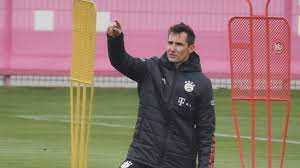Born 9 june 1978) is a german former professional footballer who played as a striker. Ex Fc Bayern Co Miroslav Klose Sagt Nach Thrombose Diagnose Allen Interessenten Ab Transfermarkt