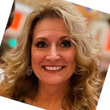 Toni Rankin's Instagram, Twitter & Facebook