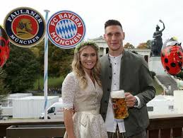 Pin Auf Fcb Bayern Munchen