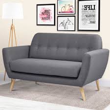 Sei al tuo primo acquisto di divano letto 150 cm larghezza e preferisci puntare su qualcosa di più economico? Divano Conchiglia 2 Posti In Tessuto Imbottito Grigio Bakaji