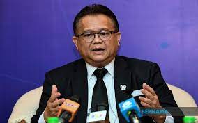 On this very day when the whole of malaysia commemorates the establishment of its federation, 'spot on' has the privilege of interviewing minister of domestic trades and consumer affairs datuk alexander nanta linggi. Bernama Kpdnhep Finding Ways To Lower Franchise Entry Barrier To Rm50 000