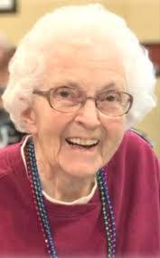 Hannah Peeler's Instagram, Twitter & Facebook