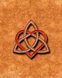 The symbol for the bond between the two i'm gonna get this when i'm old enough x. Pin By Mars Chr On Celtic Mother Daughter Symbol Celtic Mother Tattoos Mother Daughter Celtic Knot