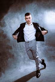 10 Tips On How To Become A Male Model - The Photo Studio