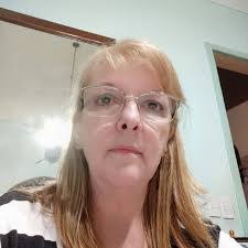 Estela Collado's Instagram, Twitter & Facebook