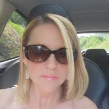 Is dress shorts and a collared shirt okay for dinner at Spain Wine Bar in  Ocean City?