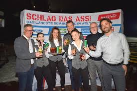 Armin assinger (born 7 june 1964) is a former austrian alpine skier and current host of the millionenshow and domino day. Hans Jost Aus Hermagor Meinbezirk At