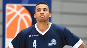 Выбор комплектаций toyota noah на mbib.ru. Gelahmter Basketballer Noah Berge Mutter Bedankt Sich Fur 100 000 Euro Spenden Stern De