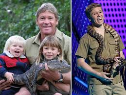 Bindi irwin is celebrating father's day and showing love for 3 men who are pillars in her life, but there's someone else who is causing her great pain. Steve Irwin S Son Robert Wins Award For Photo Of Australian Wildfire