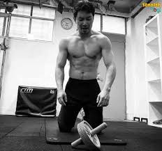 Simu liu is of chinese descent. Simu Liu Workout Routine And Diet Plan Health Yogi
