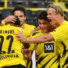 Oft gibt es bei den halbschuhen, die damen günstig online bestellen, praktische extras an den einzelnen schuhtypen oder modellen. Erling Haaland Bvb Ballert Weiter Der Sieg Gegen Gladbach Im Video Bvb