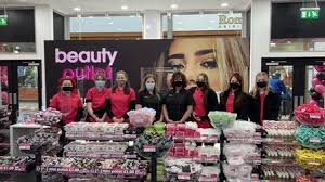 Outlet stores date all the way back to the 1930s, when they popped up around factories as a way for companies to inexpensively sell goods that weren't quite up to their store's standards. Beauty Outlet Brings A Touch Of Glamour To Affinity Devon North Devon Gazette
