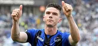 And he's assembled teams of his fellow dc super heroes, like the justice league, the outsiders and batman, incorporated. Robin Gosens Overweegt Voor Nederlands Elftal Te Kiezen