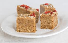 Halva Classic (Vanilla) With Pistachios 450G – Galanis Foods