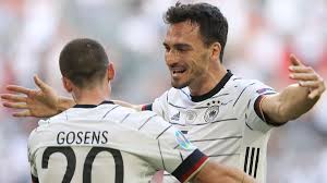 Selten wurde löw so viel zur taktik befragt. Jfp8b Huiyfsm