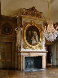 Best Castles Palaces Of Europe Page 48 Skyscrapercity Chateaux Interiors Opulent Interiors Historical Interior