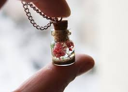 Handmade Gift Bottle Necklace Real Flower Terrarium Vial Plant Jewelry Tiny Glass Pendant Resin Botanical Neck Bottle Necklace Resin Jewelry Plant Jewelry