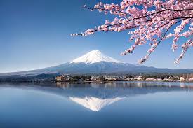 Le mont fuji au japon fait parti des plus belle montagne du monde. Le Mont Fuji Au Japon Japan Reisen Schone Landschaftsfotografie Reisen