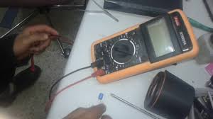 Tester Un Condensateur Avec Un Multimetre Youtube