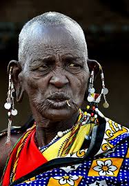 A wonderful photo with the people of Massai Tribe.#photography