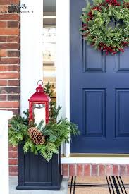 Easy Christmas Porch Decor Ideas On Sutton Place Christmas Porch Decor Front Porch Christmas Decor Christmas Lanterns