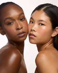 Thank you to everyone involved in this shoot! Our models came in stunning  and somehow Mary made them even more dazzling while looking so natural. ⁠ ⁠  HMU: ⁠ @marymakeup⁠ ⁠ Model: ⁠ @jendayiharper⁠ @euro.may