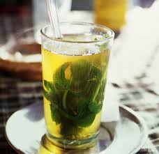 Inspiriert durch den landestypisch marokkanischen pfefferminz tee wird beim maroc mint echte würzige marokkanische minze mit dezent fruchtigem kaugummi zu einem gourmet vape der. Maghrebi Mint Tea Wikipedia