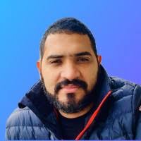 700+ perfiles de «Dan Martínez»