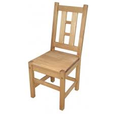 Ils sont simples, mais tellement irrésistibles avec leur design en mode vacances et bouffée d'air frais. Chaise En Pin Massif Scandinavia