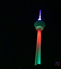 Menara kuala lumpur is the fifth tallest telecommunication tower in the world and the tallest in southeast asia. Foto Menara Kuala Lumpur Disinari Warna Bendera Palestin Agenda Daily