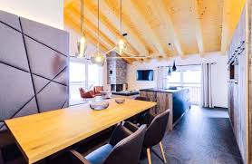 Opvouwbare tafel en stoel te koop natuurlijk wilden we meteen met deze creatieve. Stockinggut By Avenida Kontour Avenida