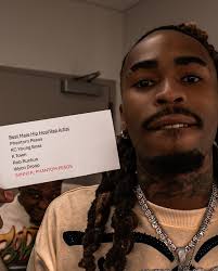 Kansas City People's Choice Awards 2025 went like this 🔥 🚦Shoutout  @terrellray_ for allowing me to bless the stage with a performance 💪🏽 The  crowds energy was everything 🔥 We brought home