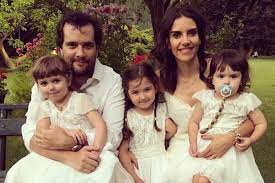 Personajes de el ministerio del tiempo. Video Maria Luisa Godoy Compartio Tierna Tradicion Navidena Junto A Sus Hijas Mamas Bellas Noticias De Mujeres Mamas Bellas Noticias De Mujeres