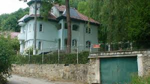 Vila palas este situata in centrul statiunii slanic moldova; Vila Apollonia Slanic Moldova Slanic Moldova Judetul Bacau