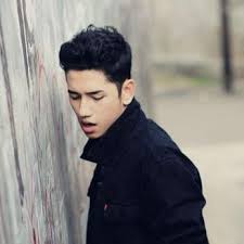 Jefri nichole berhasil memerankan tokoh nathan dalam film tersebut dan beradu akting dengan amanda rawles. Zikri Daulay On Twitter My Instagram Zikridaulay1